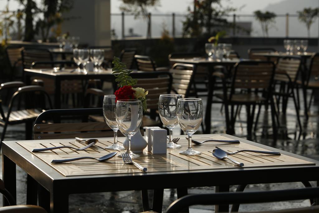Hotel Arts Κατμαντού Εξωτερικό φωτογραφία